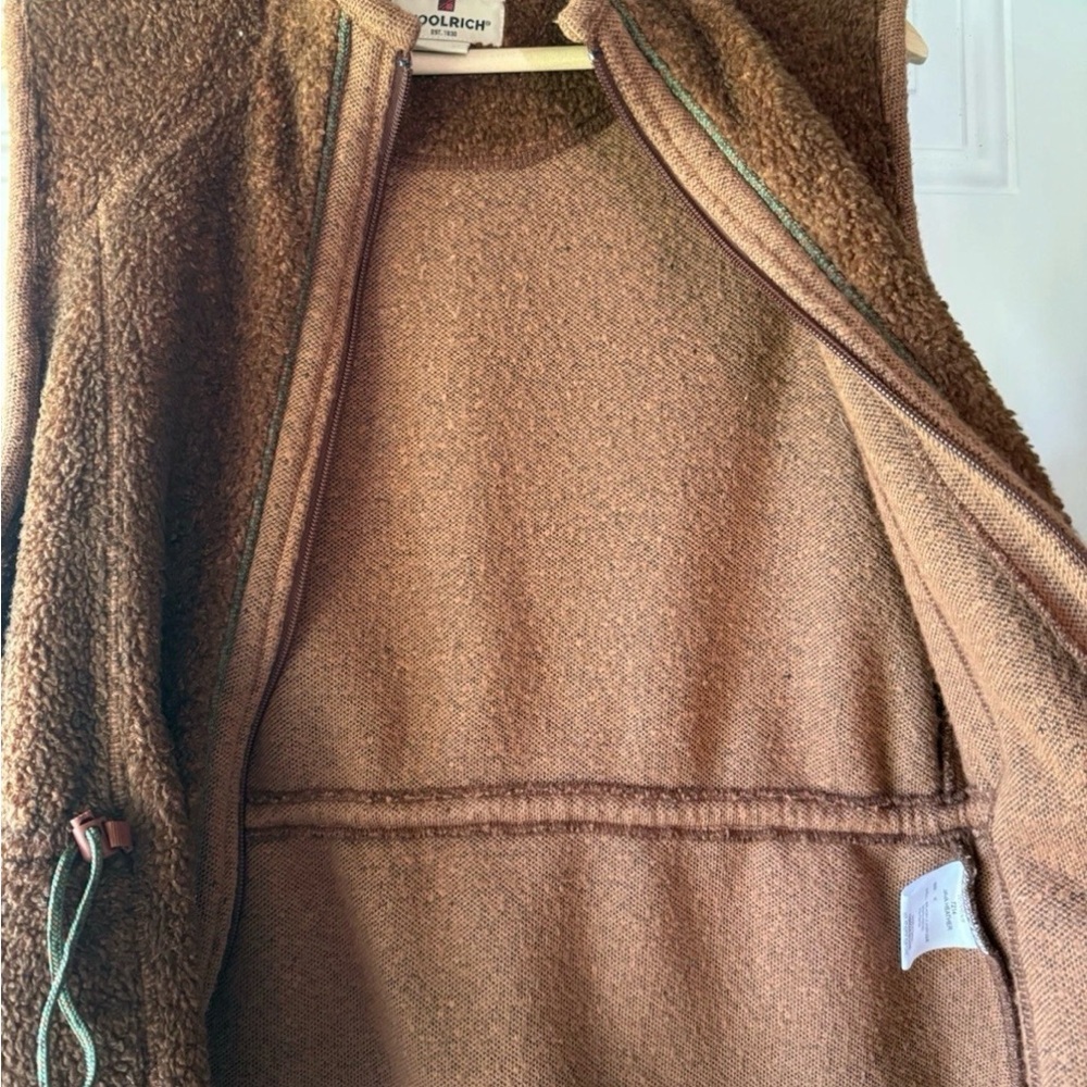 Woolrich Women's Earthy Brown Fleece Vest - Picture 5 of 7